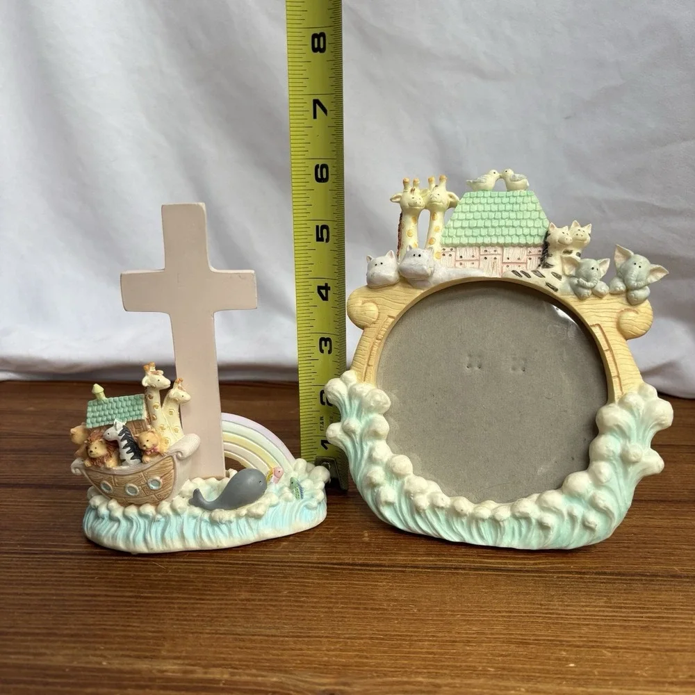 Russ Noah's Ark Cross & Round Photo Frame Set Nursery Baby Christian Decor